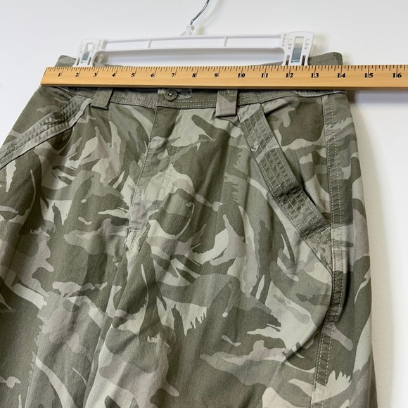 Abercrombie Fitch Curve Love Camo Cargo Pants Women's Size 27 4L Full Length - Picture 4 of 9
